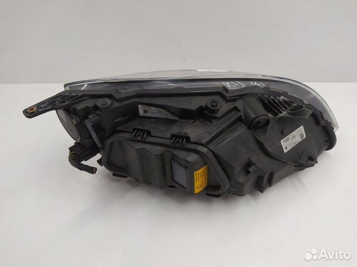 Б/У Фара левая Англия Ксенон в хорошем состоянии