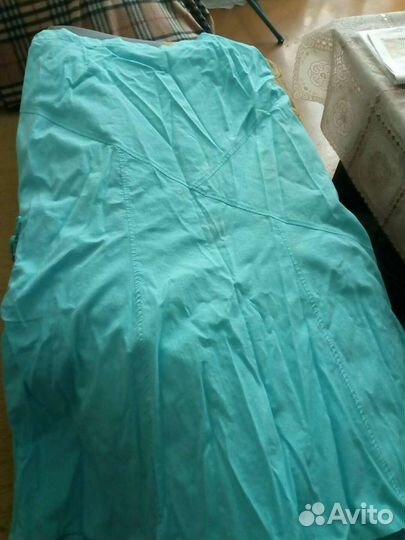 Костюмы женские 52, 50 размеры