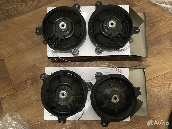 Штатные динамики Toyota Aqua, Axio, Fielder