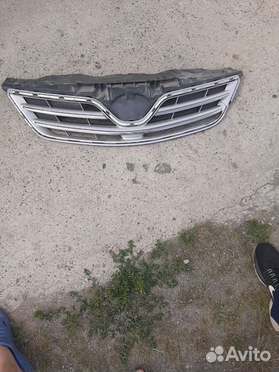 Решетка радиатора toyota corolla 150