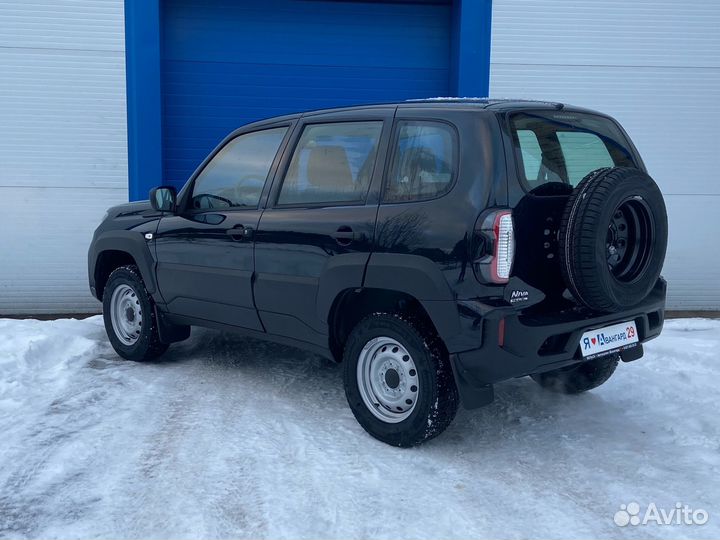 ВАЗ Niva Travel 1.7 МТ, 2024, 5 км