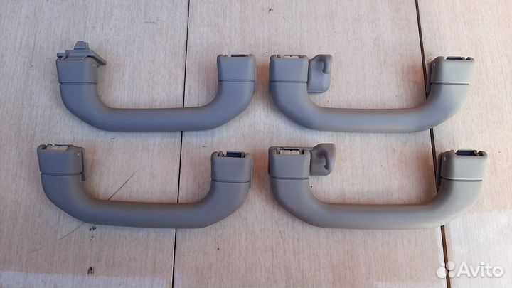 Потолочная ручка Mercedes-Benz C-Class W203 2006