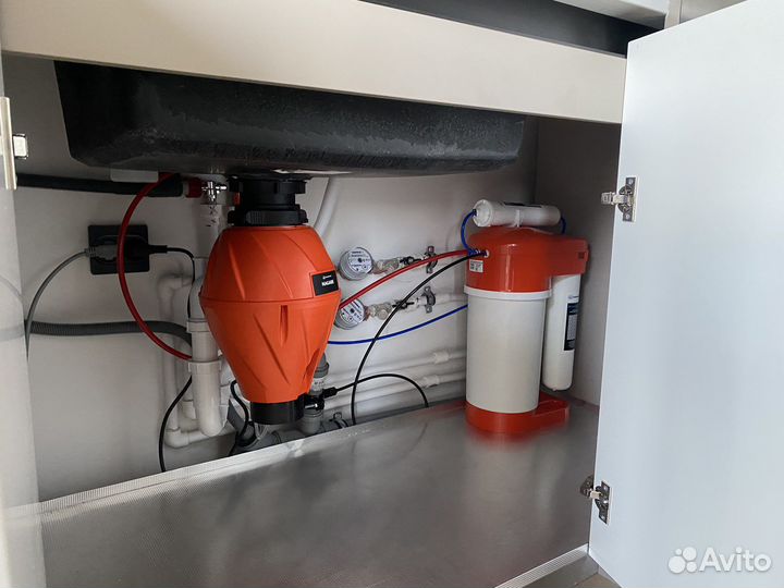 Установка фильтра для воды под мойку