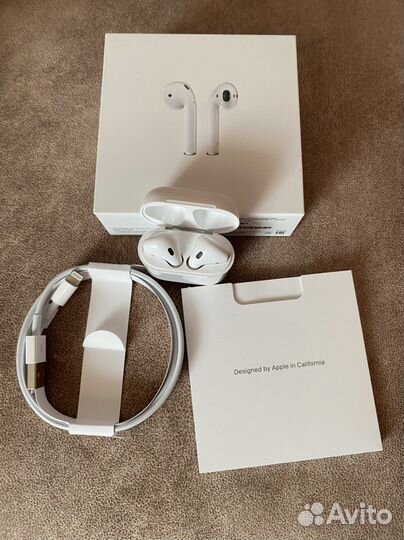 Беспроводные наушники Apple AirPods 2 (mv7n2ru/A)