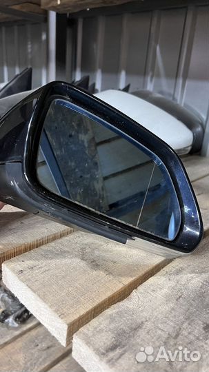 Зеркало правое Skoda Octavia A5 2007г
