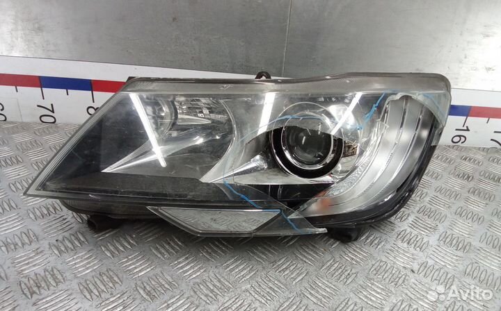 Фара левая Skoda Superb
