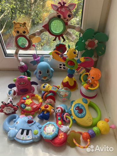Развивающие игрушки пакетом