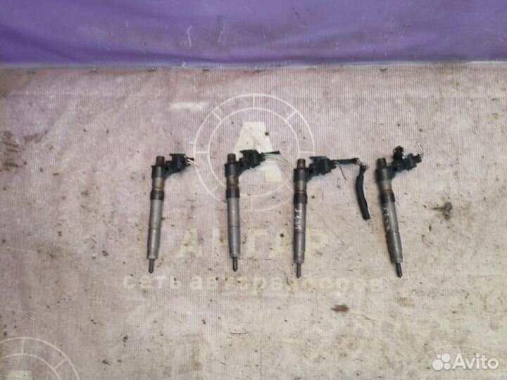 Форсунка топливная Mitsubishi Outlander Xl CW7W