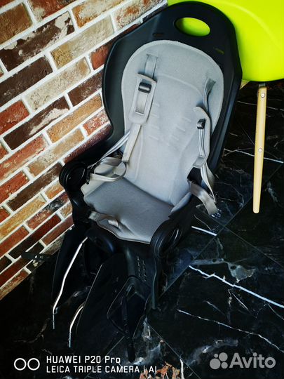 Детское кресло на велосипед