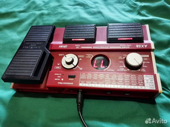 Бас-гитарный процессор Korg AX5B