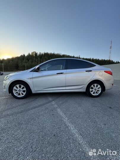 Hyundai Solaris 1.6 AT, 2015, 53 000 км