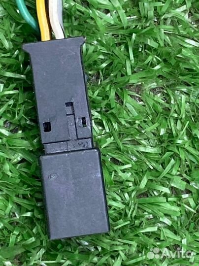 Разъем 4b0971834 VAG 5198