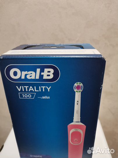 Электрическая зубная щетка Oral-B Vitality