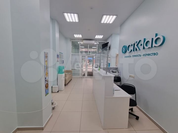 Сдам торговое помещение, 127 м²