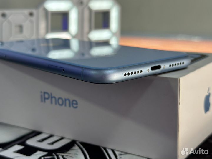 iPhone Xr, 128 ГБ