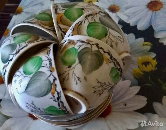 Несколько новых чайных сервизов
