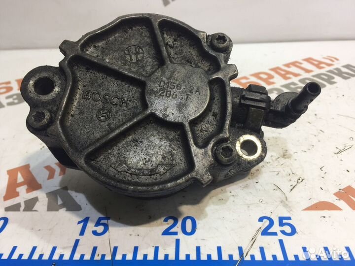 Пежо Партнер Вакуумный насос