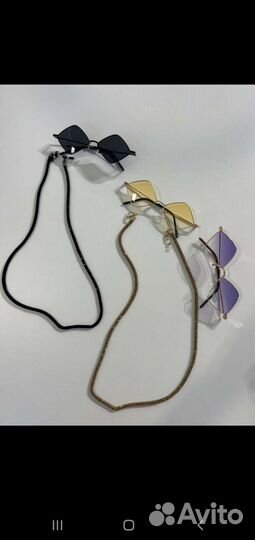 Очки с цепочкой хит сезона