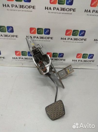 Педаль тормоза Nissan Teana J32 2.5 2012