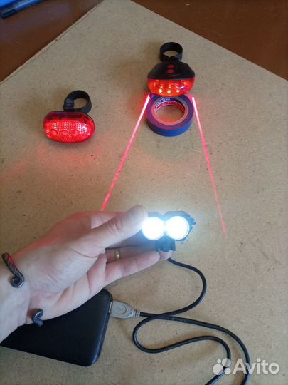 Фары, велокомпьютеры, грипсы для велосипедов