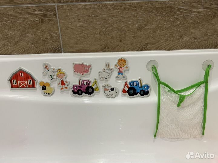 Игрушки для купания в ванной