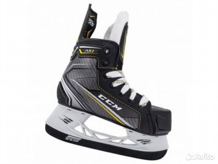 Коньки ccm super tacks as1 yth