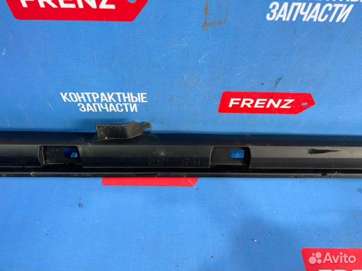 Накладка порога правая Subaru Forester SJ