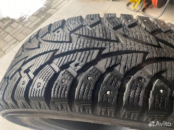 Hankook Winter I'Pike 215/65 R17