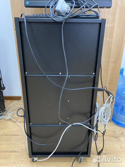 Вентилируемый корпус для майнинг фермы, закрытый