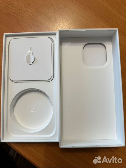 iPhone 15 Pro Max, 256 ГБ