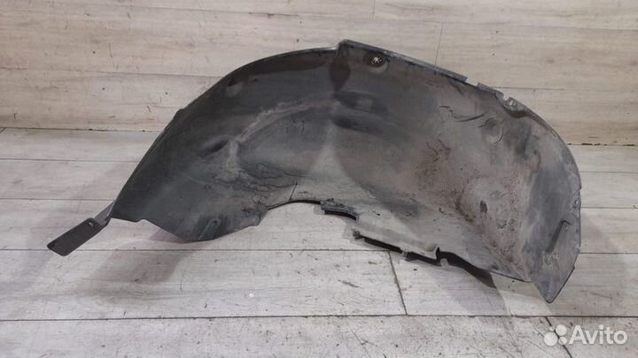 Подкрылок задний левый Land Rover 3 С 2001 По 2012