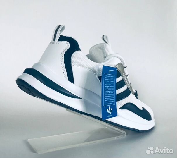 Кроссовки 40р Adidas Новые