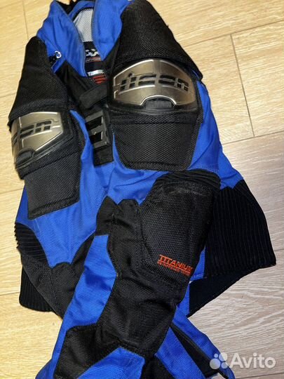 Мотокуртка