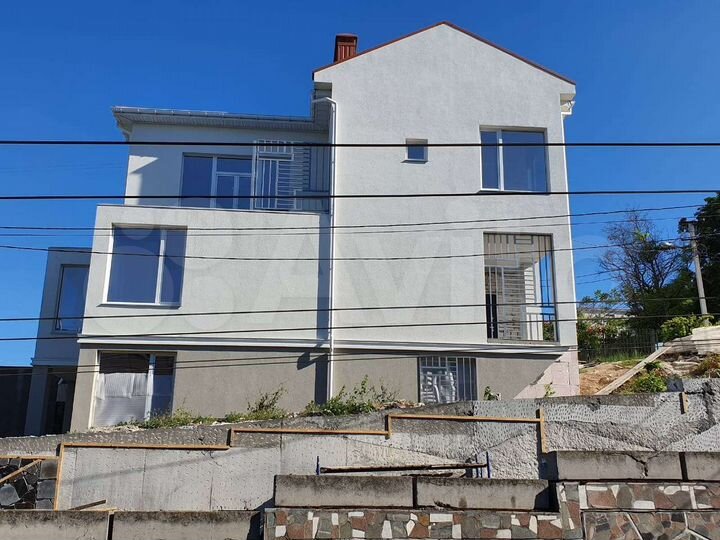 Дом 250 м² на участке 2,3 сот.