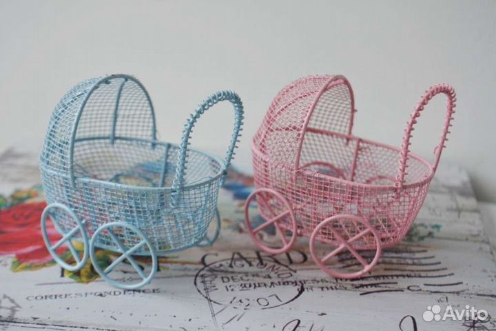 Коляска миниатюрная, металл 7,5х7 см