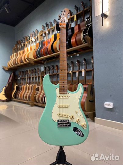 Элeктpогитаpa JET JS-300