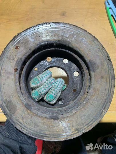 Диск тормозной передний Chevrolet Aveo T250 седан