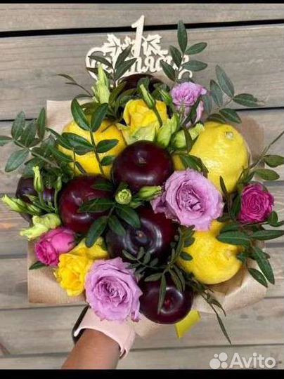 Фруктовый букет