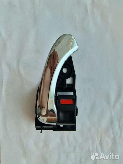 Ручка двери rav4 30