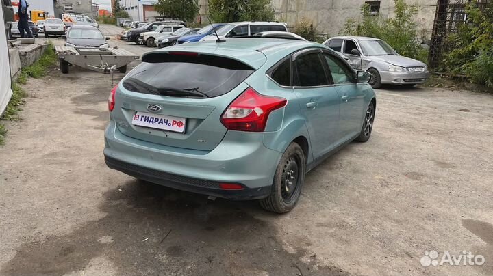 Цилиндр тормозной главный Ford Focus 3 EV6Z2140A