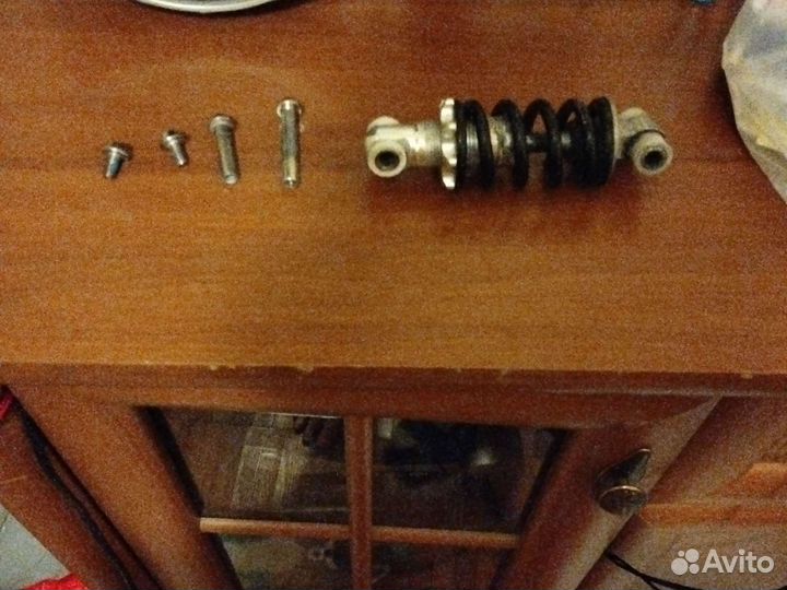 Амортизатор для рамы велосипеда