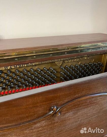 Пианино Steinway &sons