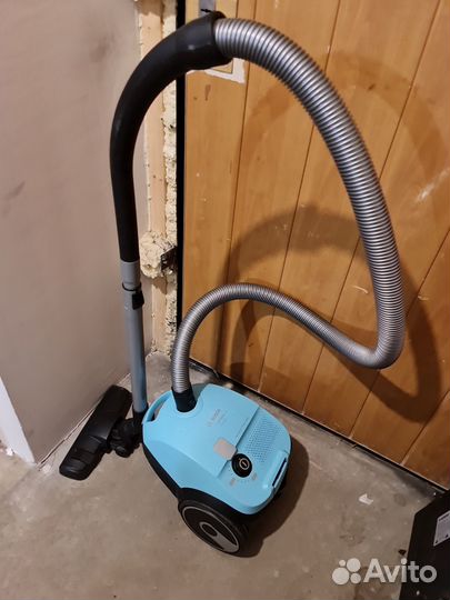 Пылесос Bosch bzgl2A312 600Вт