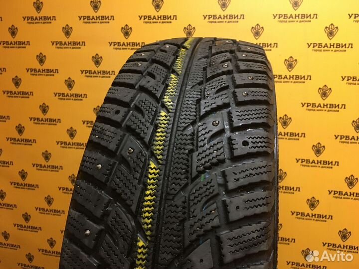 Kumho I'Zen RV Stud KC16 235/65 R17 108Q