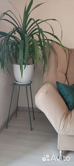 Подставка под цветы