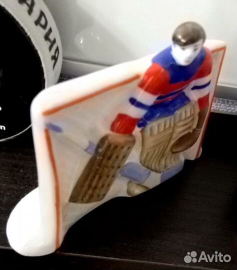 Статуэтки Хоккейные