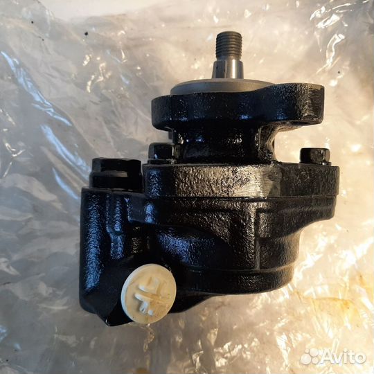 Насос гур Toyota Land Cruiser 80 / 100