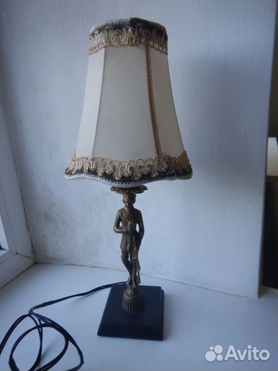 Лампа настольная старинная
