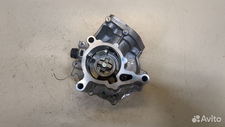 Насос вакуумный Audi Q5, 2020