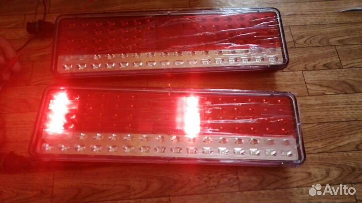 Задний фонарь на Камаз Маз LED указатель бегущий